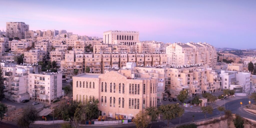 In The Absence Of A Will, What Will The Surviving Spouse Receive?