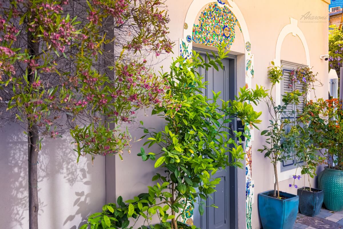 Is it Better to Gift the Property While I am Alive or to Leave it in My Will?